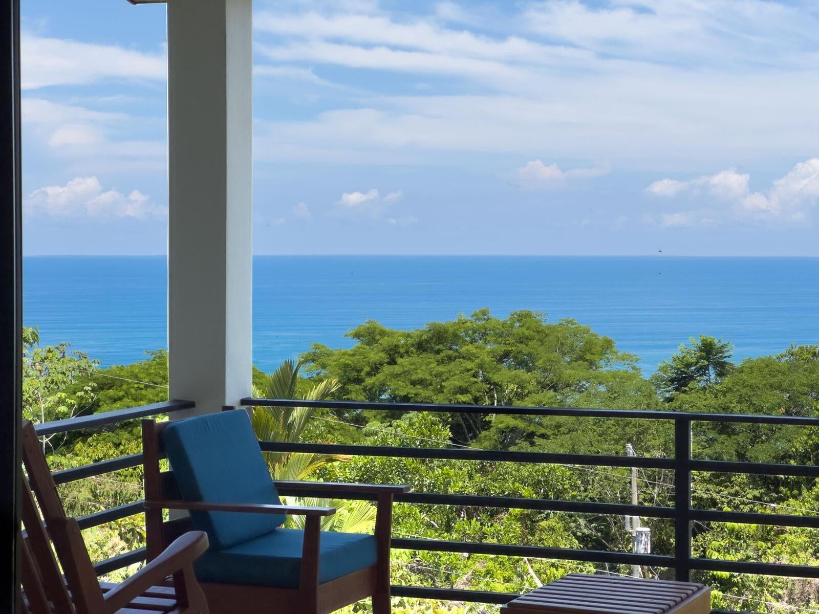 Stylish Four Bedroom Home , Dominicalito, Dominicalito, Dominical, Bahia Ballena, Osa, Puntarenas, Costa Rica 60504