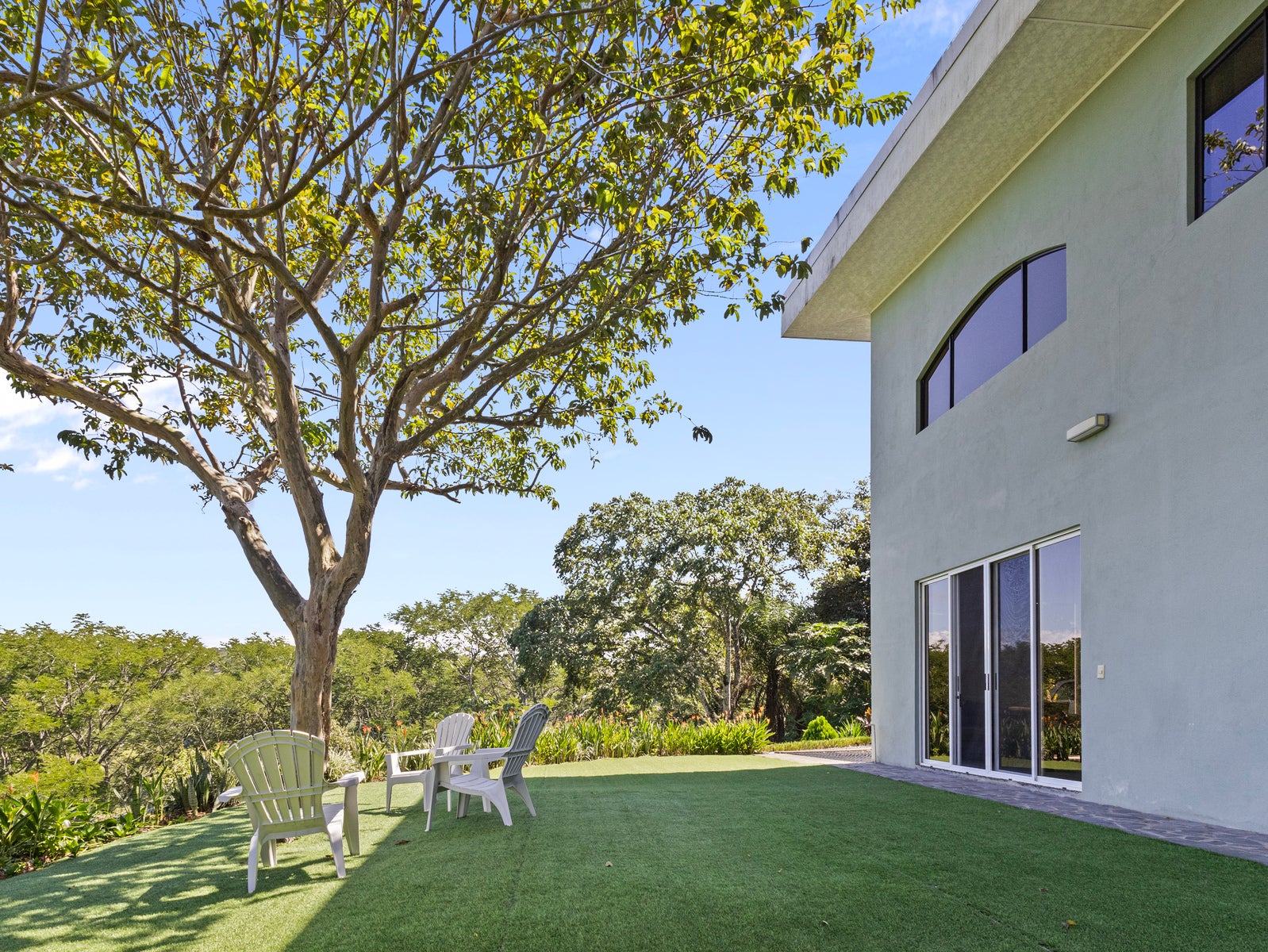 Tropical Farm Estate, Ciudad Colon, San Jose, Costa Rica 10701