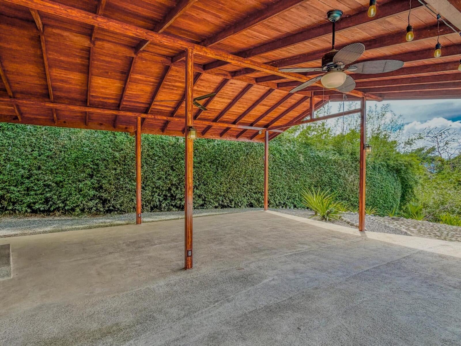 Two Bed with Vehicles Included, Lagunas, Lagunas, Dominical, Savegre, Quepos, Puntarenas, Costa Rica 60601