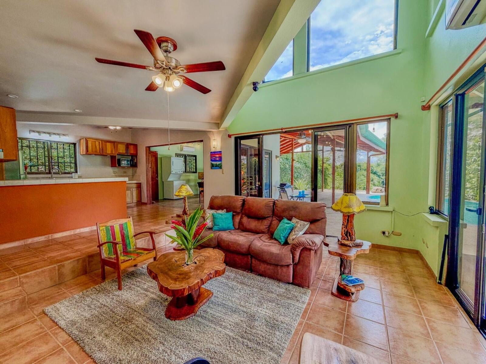 Two Bed with Vehicles Included, Lagunas, Lagunas, Dominical, Savegre, Quepos, Puntarenas, Costa Rica 60601