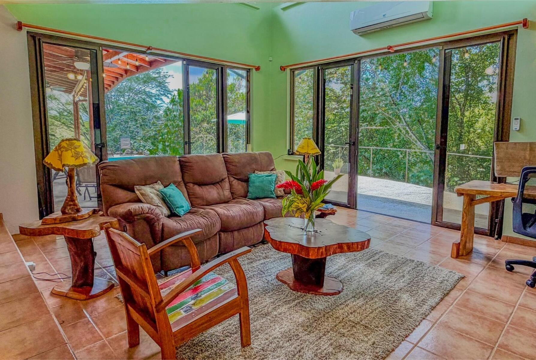 Two Bed with Vehicles Included, Lagunas, Lagunas, Dominical, Savegre, Quepos, Puntarenas, Costa Rica 60601