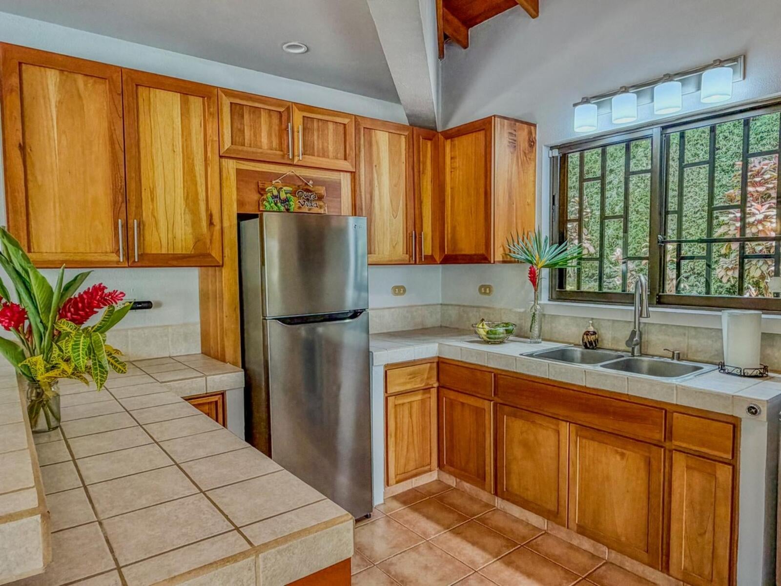 Two Bed with Vehicles Included, Lagunas, Lagunas, Dominical, Savegre, Quepos, Puntarenas, Costa Rica 60601