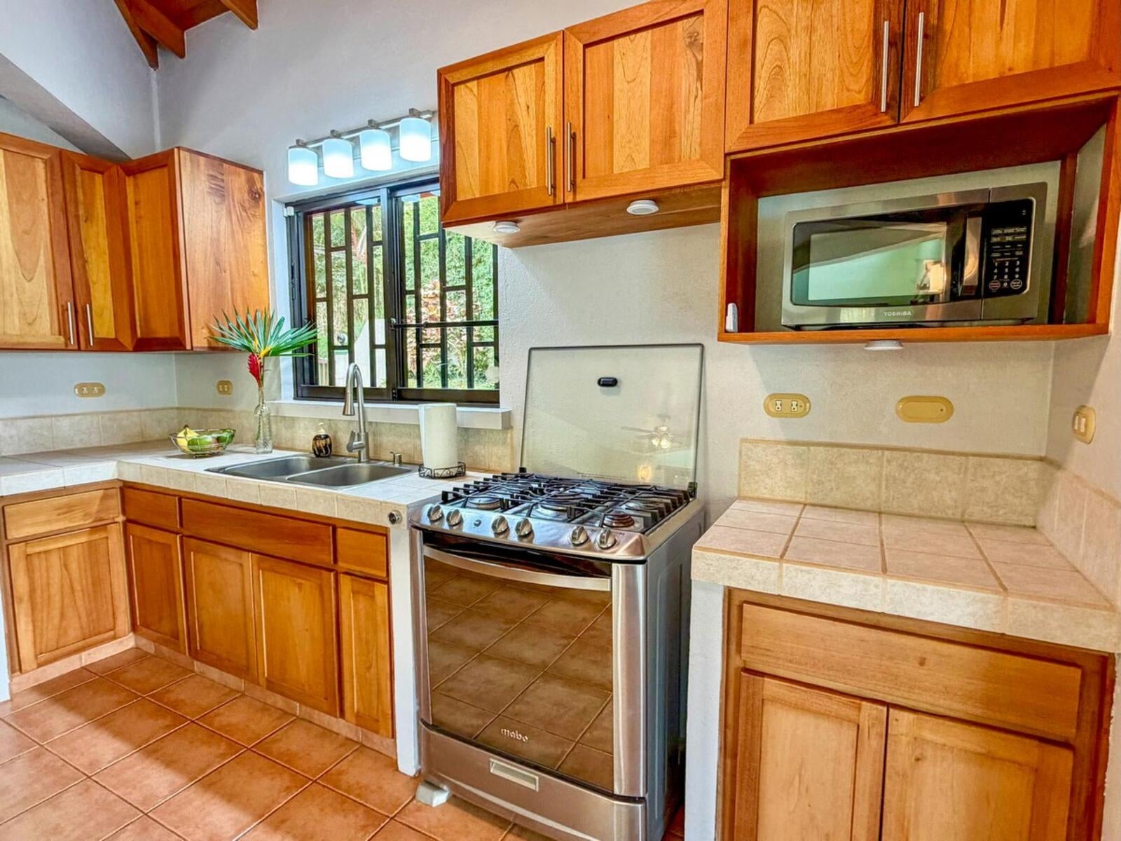 Two Bed with Vehicles Included, Lagunas, Lagunas, Dominical, Savegre, Quepos, Puntarenas, Costa Rica 60601
