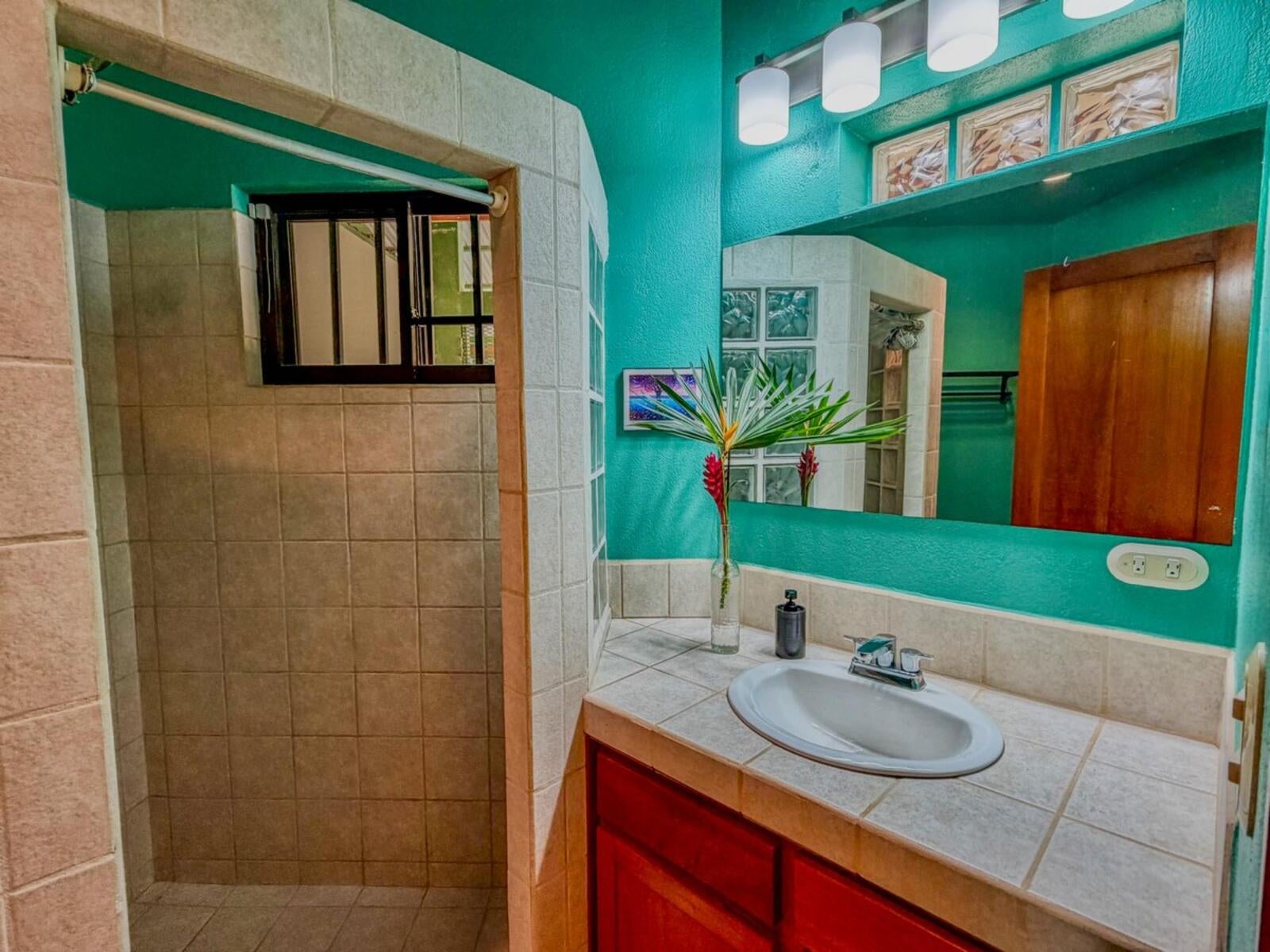 Two Bed with Vehicles Included, Lagunas, Lagunas, Dominical, Savegre, Quepos, Puntarenas, Costa Rica 60601