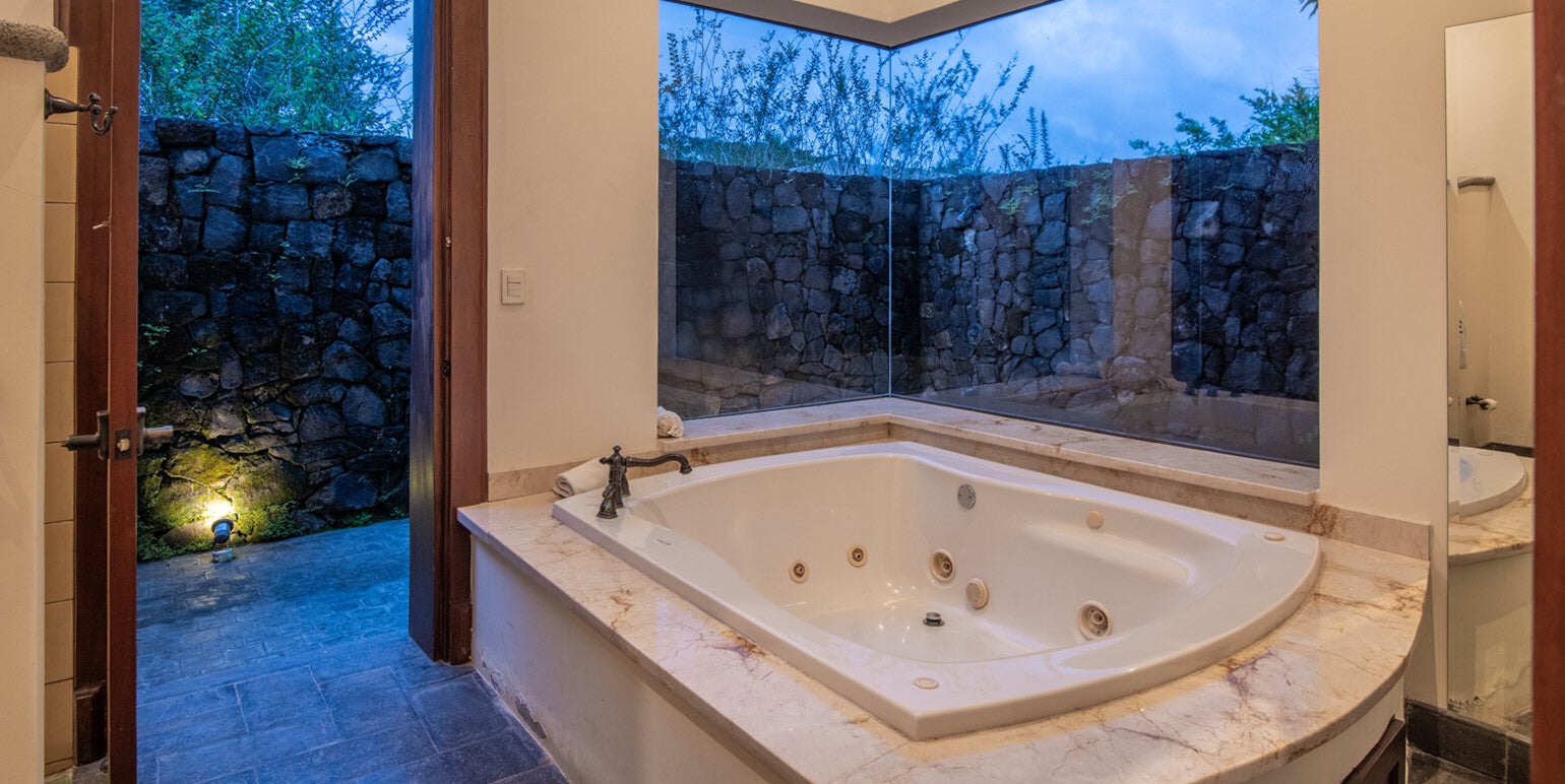 Elegant Colonial Residence, Reserva De Golf, Hacienda Pinilla, Tamarindo, Santa Cruz, Guanacaste, Costa Rica 50309