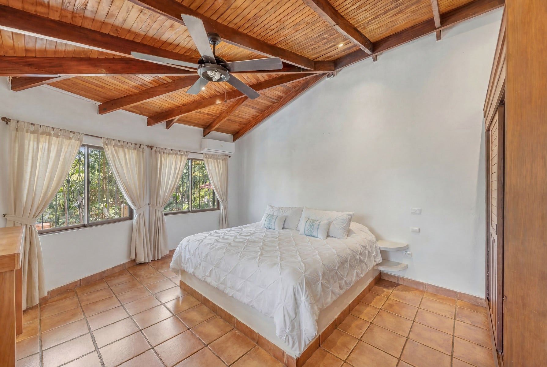 Prime Property With Rental Potential, Tamarindo, Tamarindo, Santa Cruz, Guanacaste, Costa Rica 50309