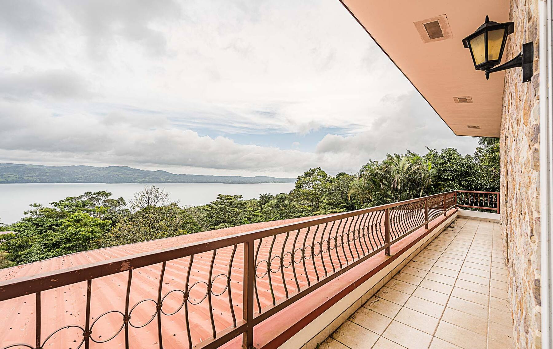 Spacious Lake View Home, Nuevo Arenal, Nuevo Arenal, Lake Arenal, Arenal, Tilaran, Alajuela, Costa Rica 50807