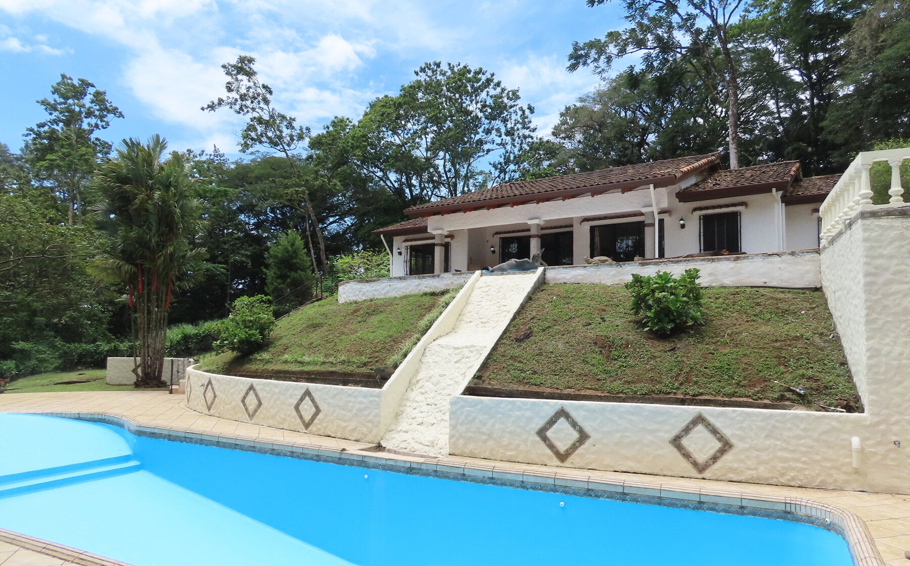 Private Lakefront Home With Guesthouse , Nuevo Arenal, Nuevo Arenal, Lake Arenal, Arenal, Tilaran, Alajuela, Costa Rica 50807