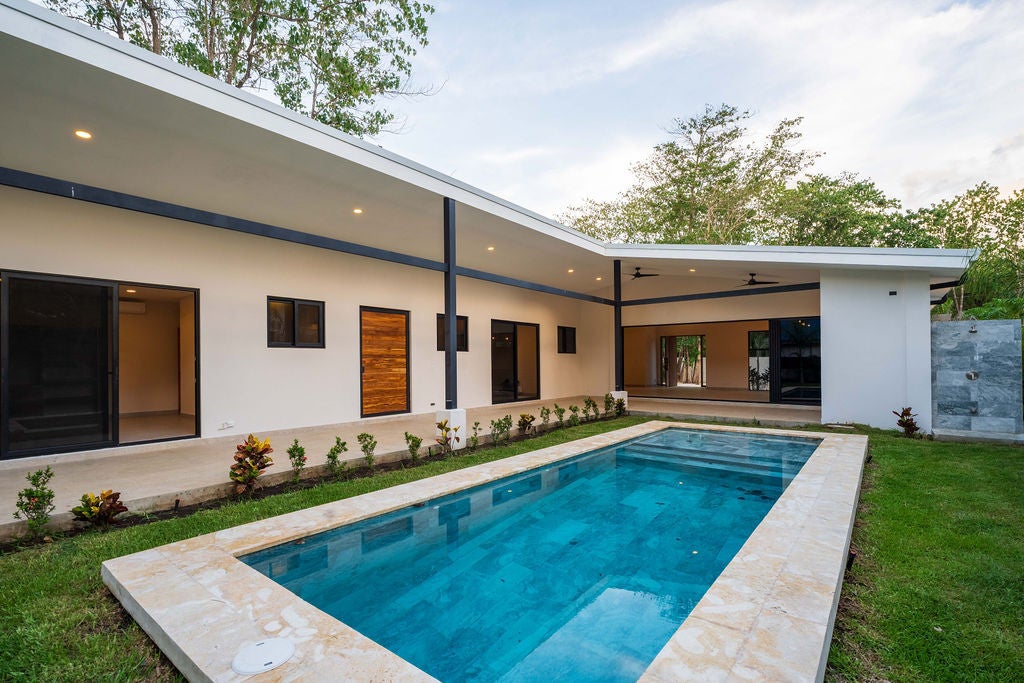 Contemporary Coastal Retreat, Playa Avellanas, Playa Avellanas, Tamarindo, Santa Cruz, Guanacaste, Costa Rica