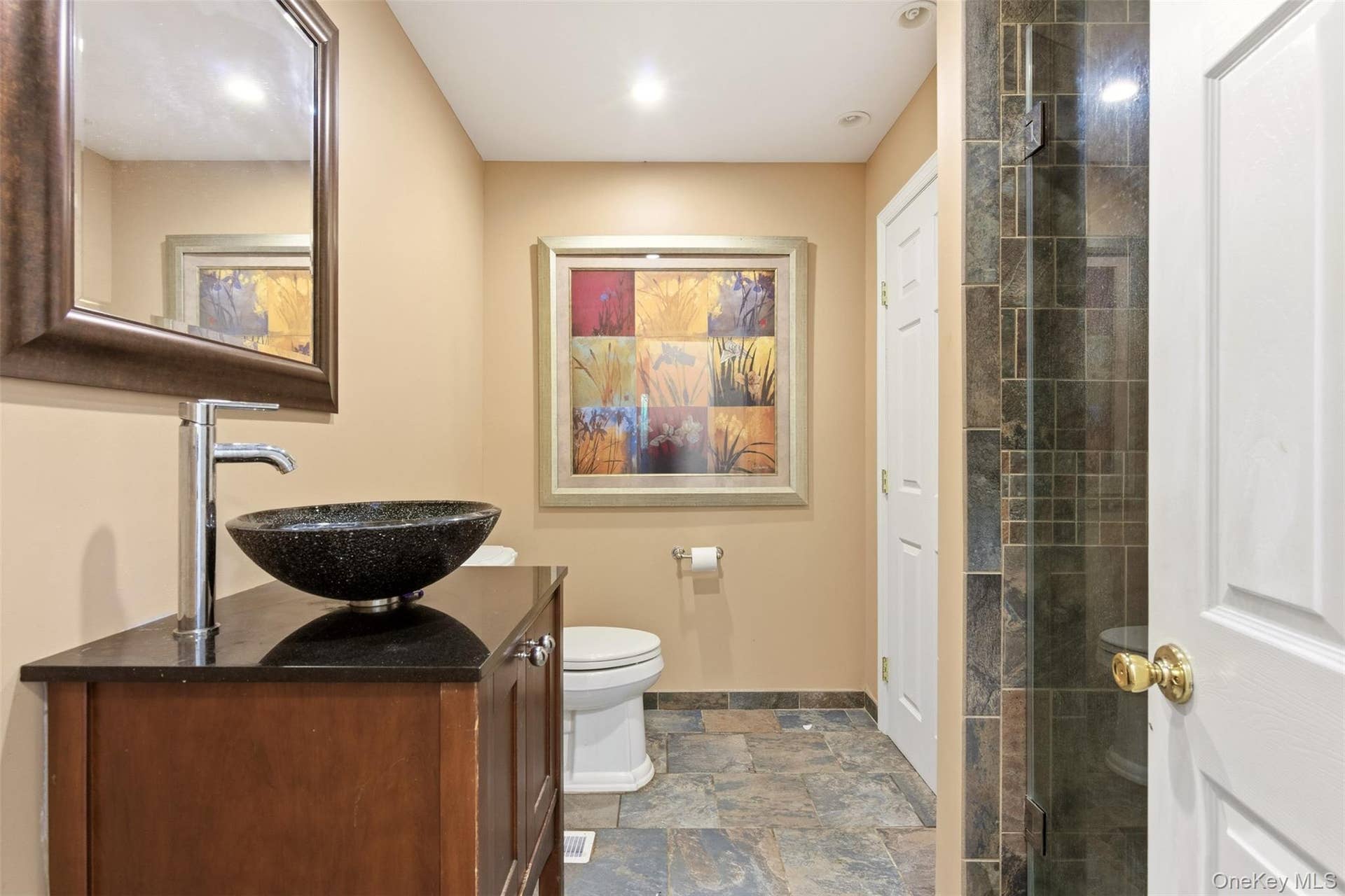 106 Vineyard Road, Huntington, NY 11743 106 Vineyard Road, Huntington, NY 11743