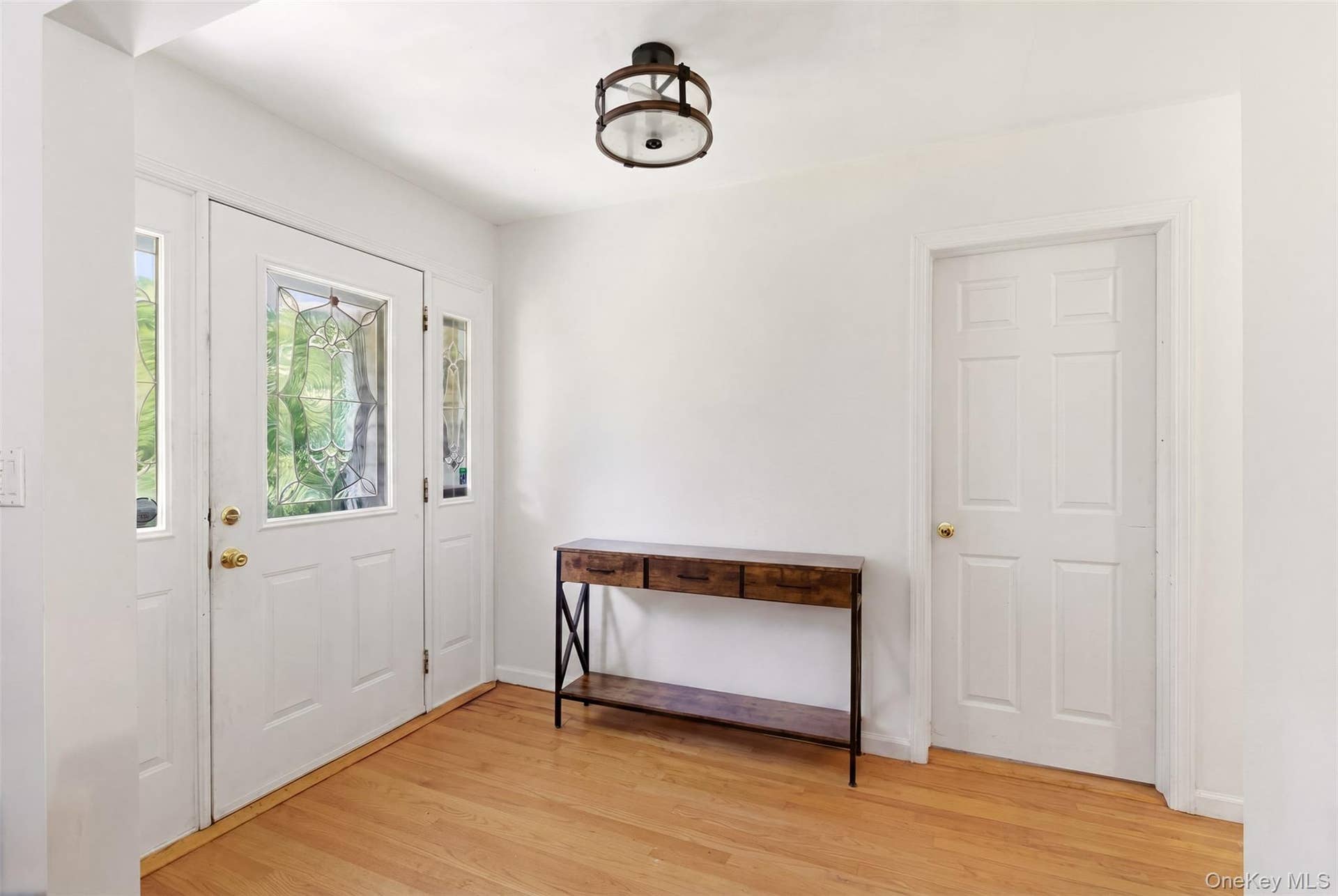 106 Vineyard Road, Huntington, NY 11743 106 Vineyard Road, Huntington, NY 11743