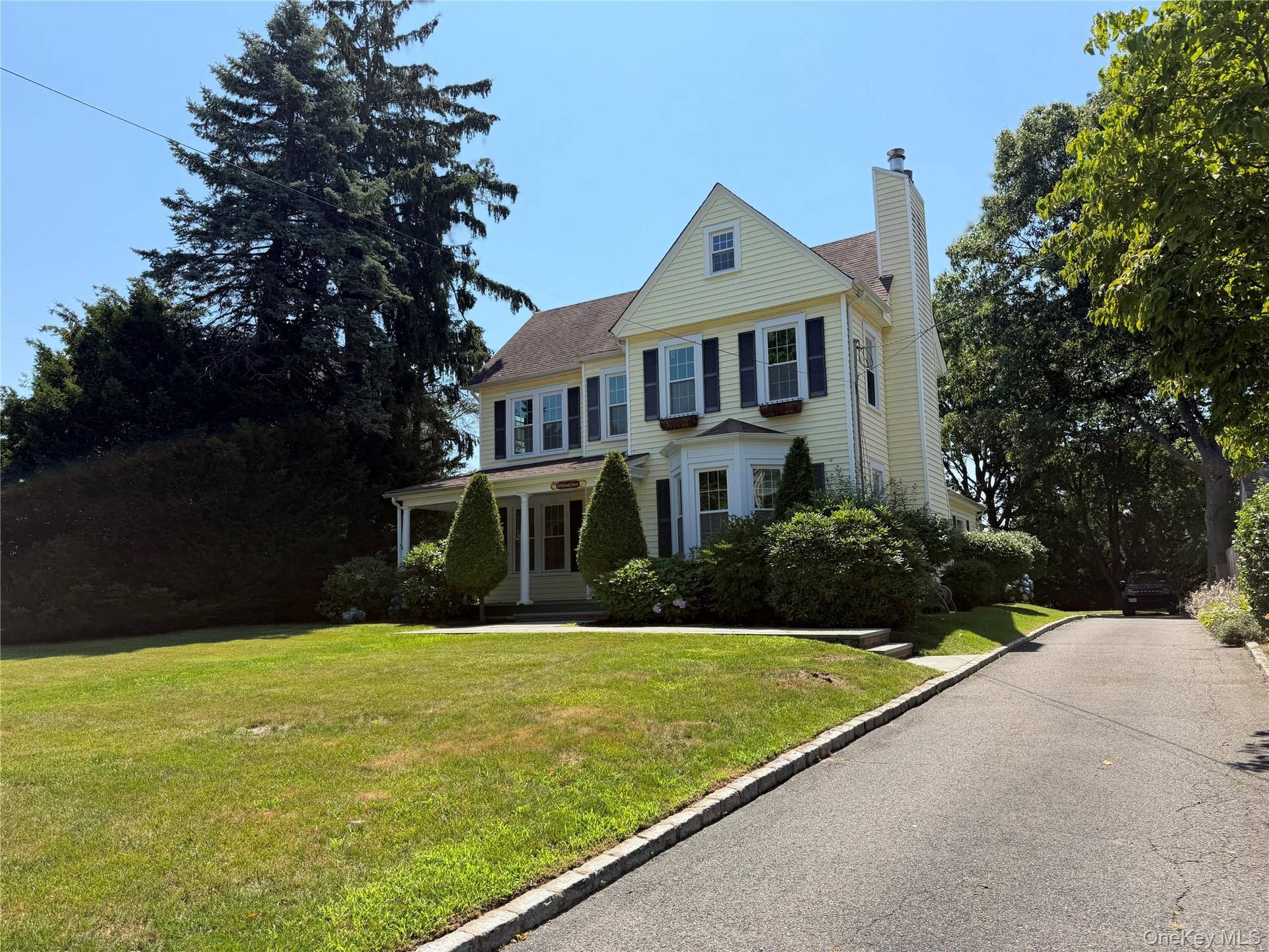 13 Walnut Street, Glen Head, NY 11545 13 Walnut Street, Glen Head, NY 11545