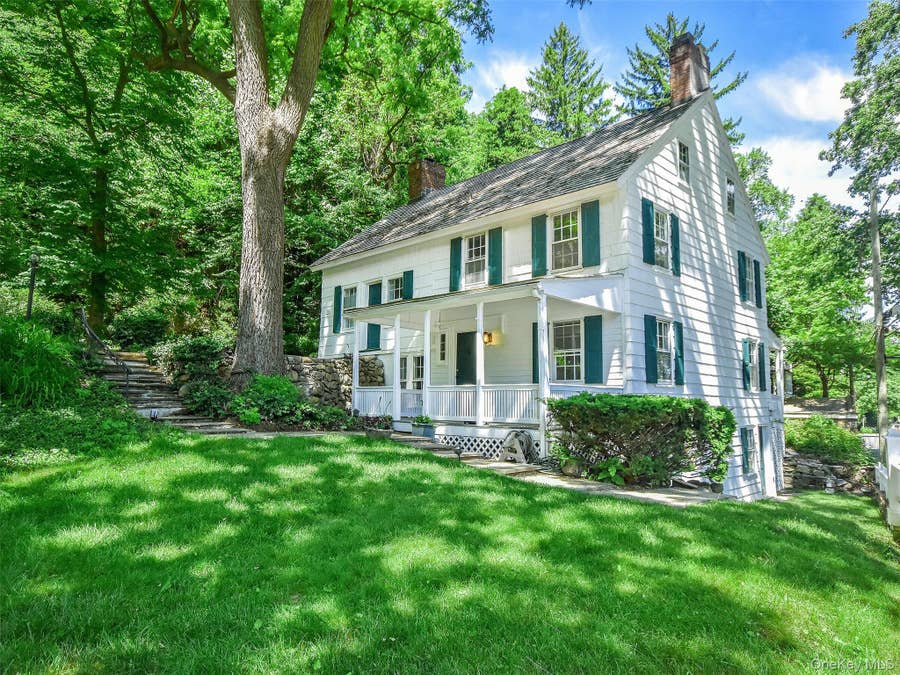 Property photo for 150 Main Street, Roslyn, NY