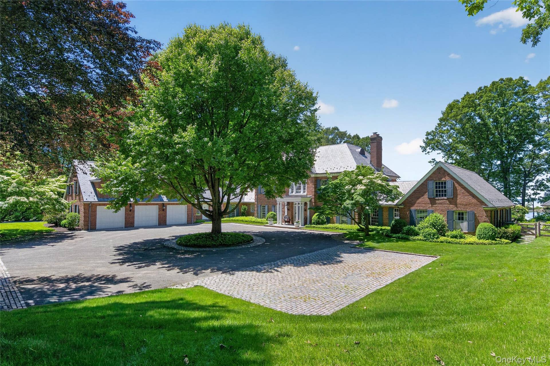 2 Lands End Road, Locust Valley, NY 11560 2 Lands End Road, Locust Valley, NY 11560