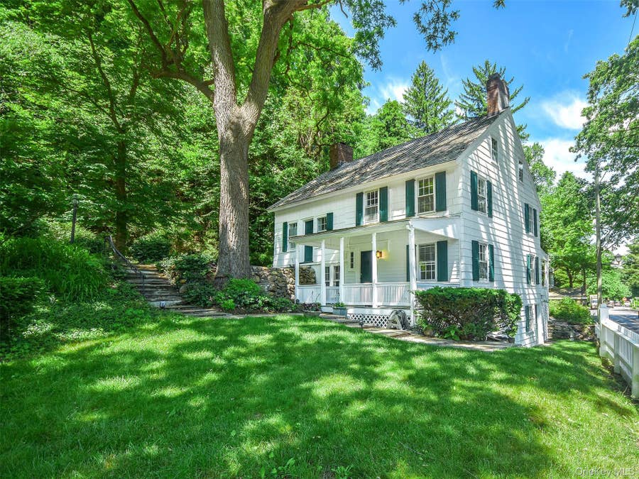 Property photo for 150 Main Street, Roslyn, NY