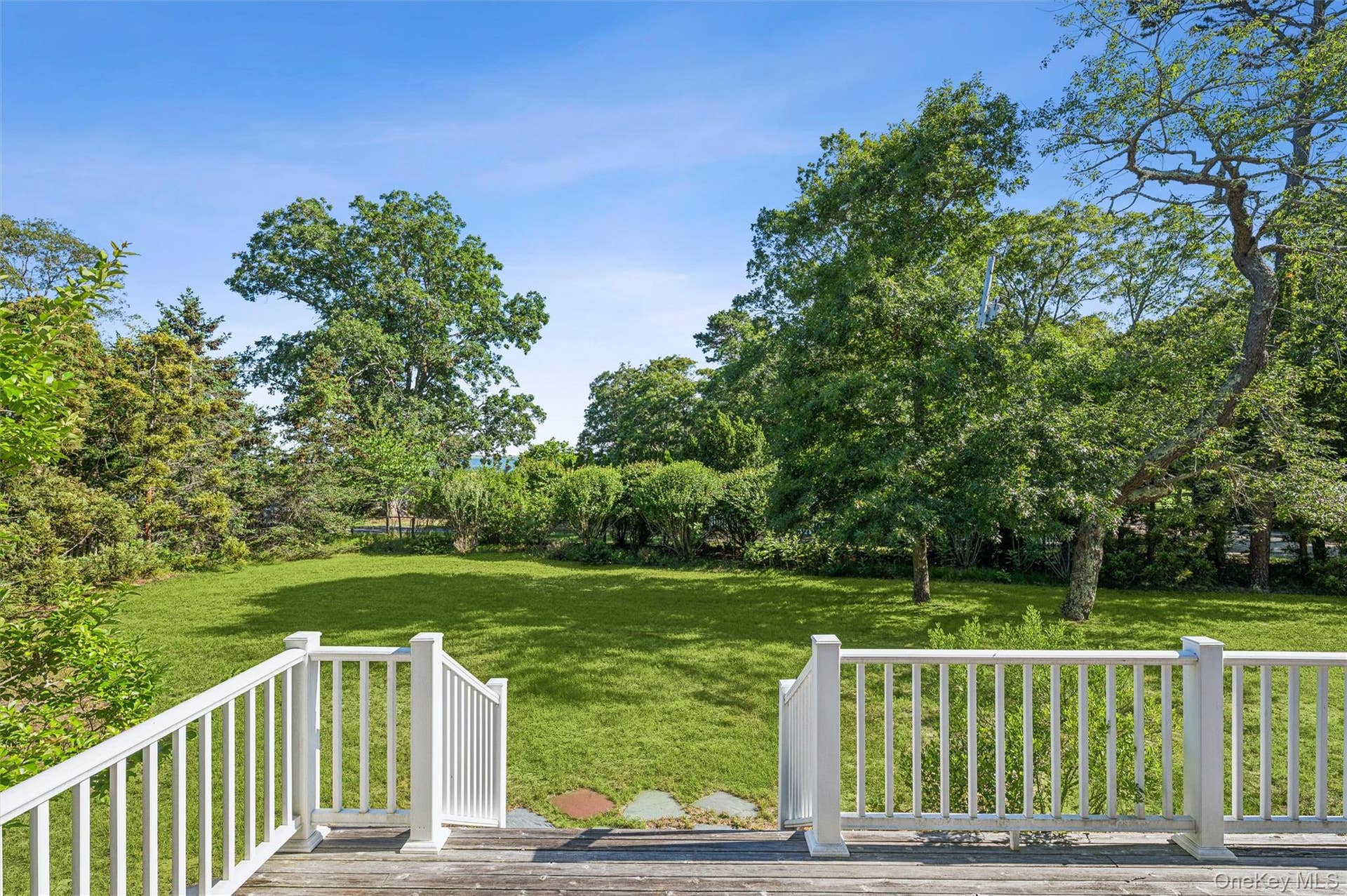 172 E Bay Avenue, Hampton Bays, NY 11946 172 E Bay Avenue, Hampton Bays, NY 11946