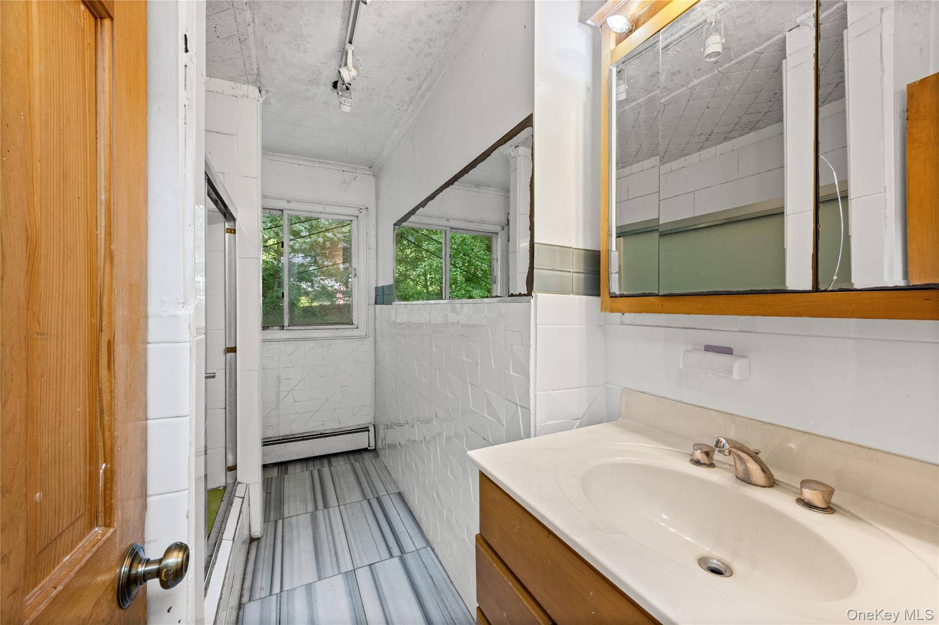 142 Fish Cove Road, Southampton, NY 11968 142 Fish Cove Road, Southampton, NY 11968
