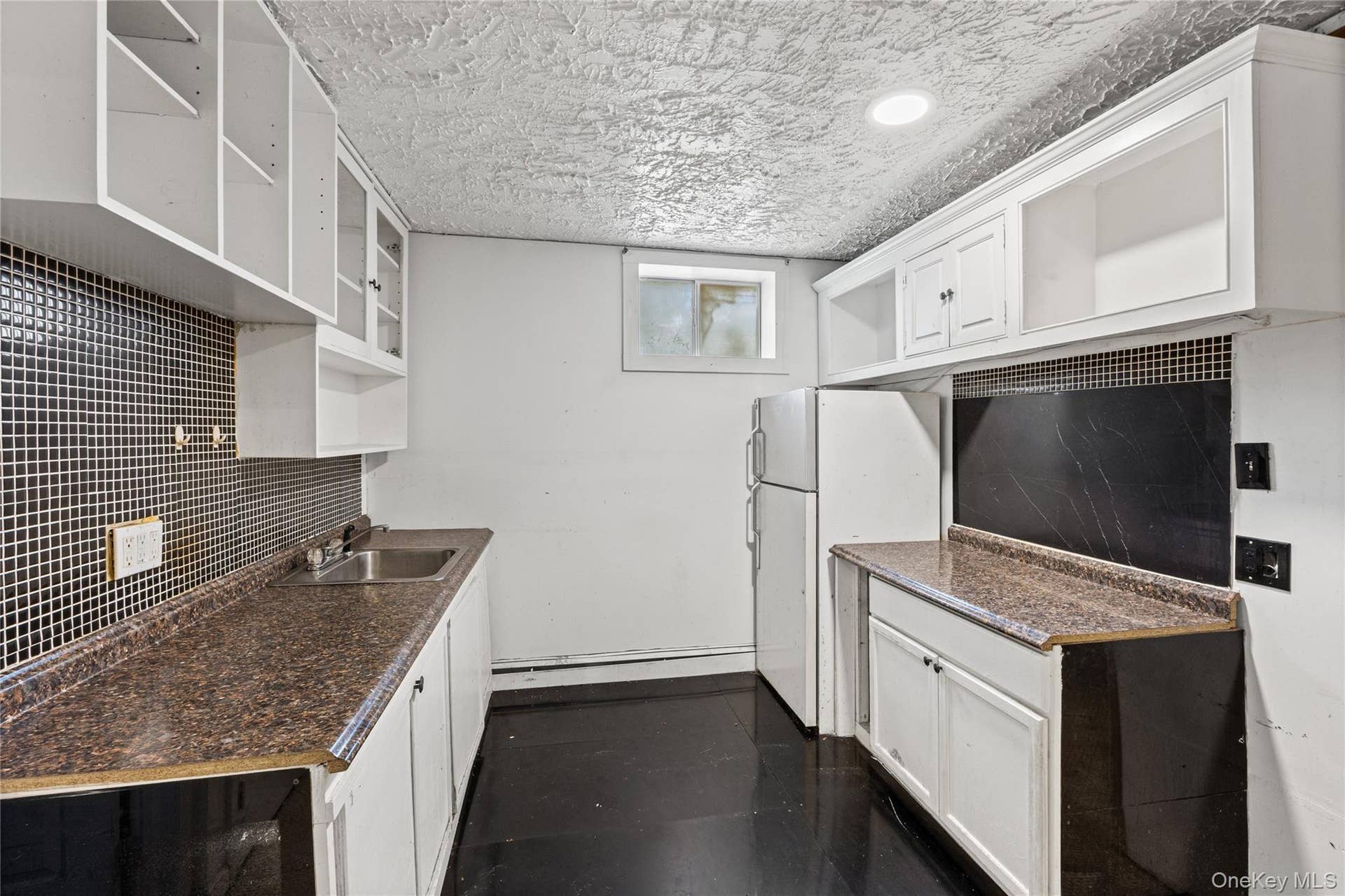 142 Fish Cove Road, Southampton, NY 11968 142 Fish Cove Road, Southampton, NY 11968