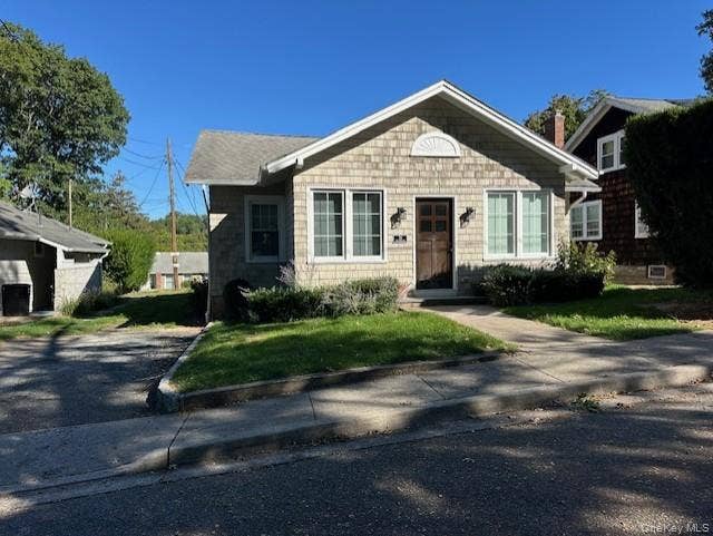 Property photo for 39 hillside Avenue, Glenwood Landing, NY
