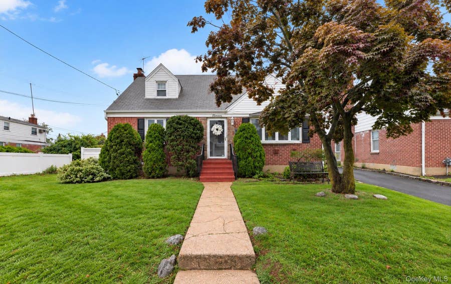 Property photo for 11 White Street, Valley Stream, NY