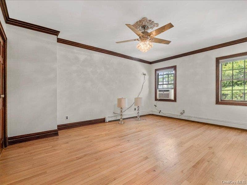 39 12th Avenue, Sea Cliff, NY 11579 39 12th Avenue, Sea Cliff, NY 11579