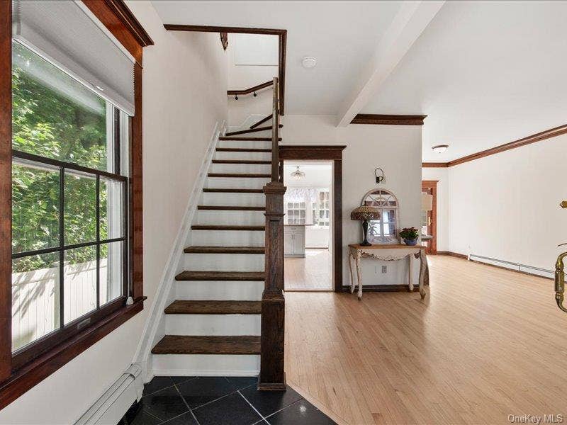 39 12th Avenue, Sea Cliff, NY 11579 39 12th Avenue, Sea Cliff, NY 11579
