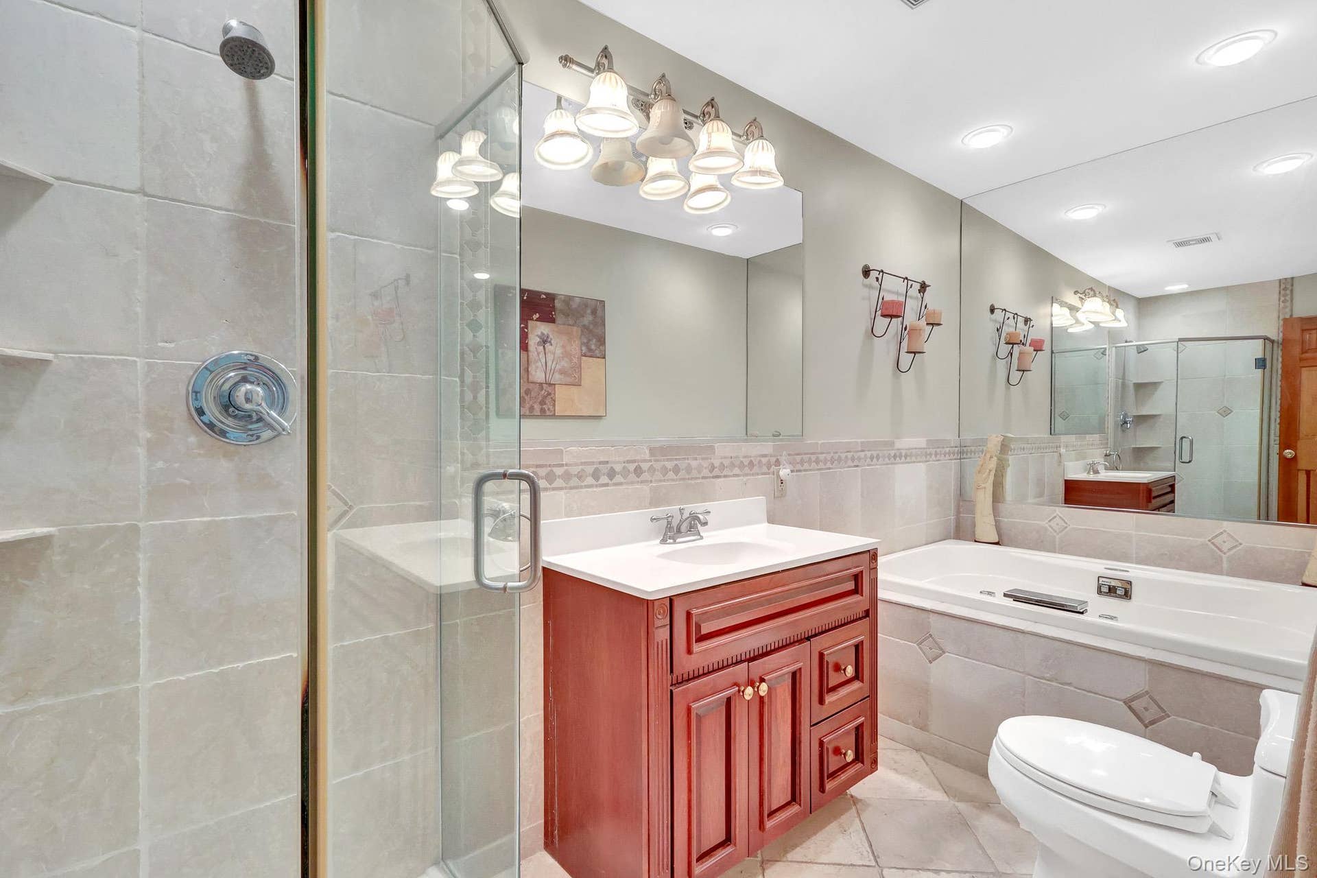 9 Shipyard Lane, Setauket, NY 11733 1st floor hall shared bath
