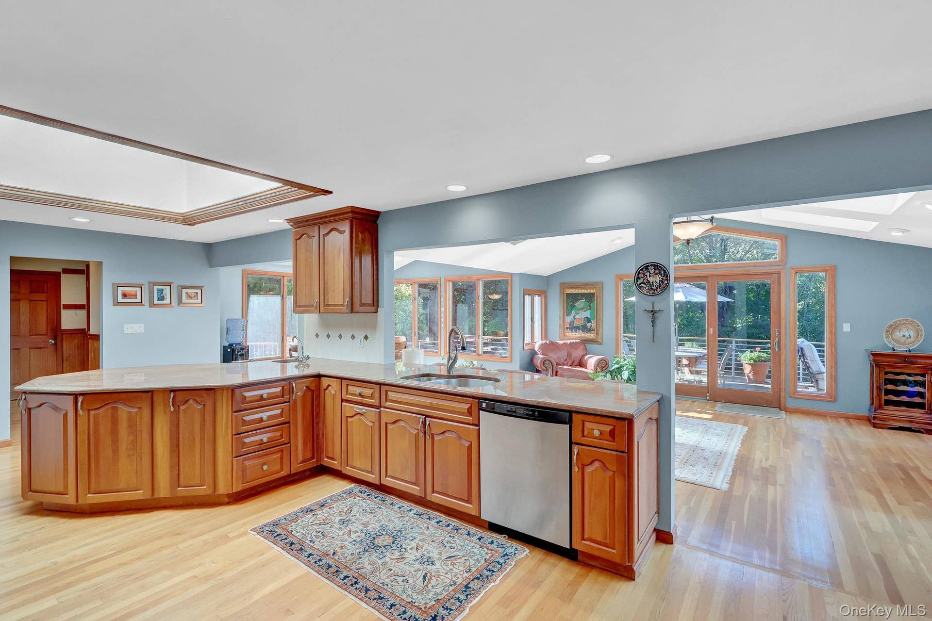 9 Shipyard Lane, Setauket, NY 11733 Kitchen
