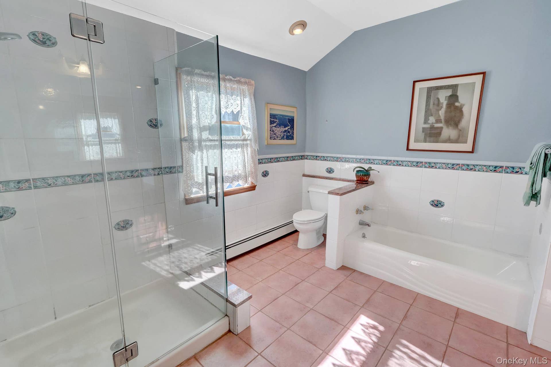 9 Shipyard Lane, Setauket, NY 11733 Primary Bathroom