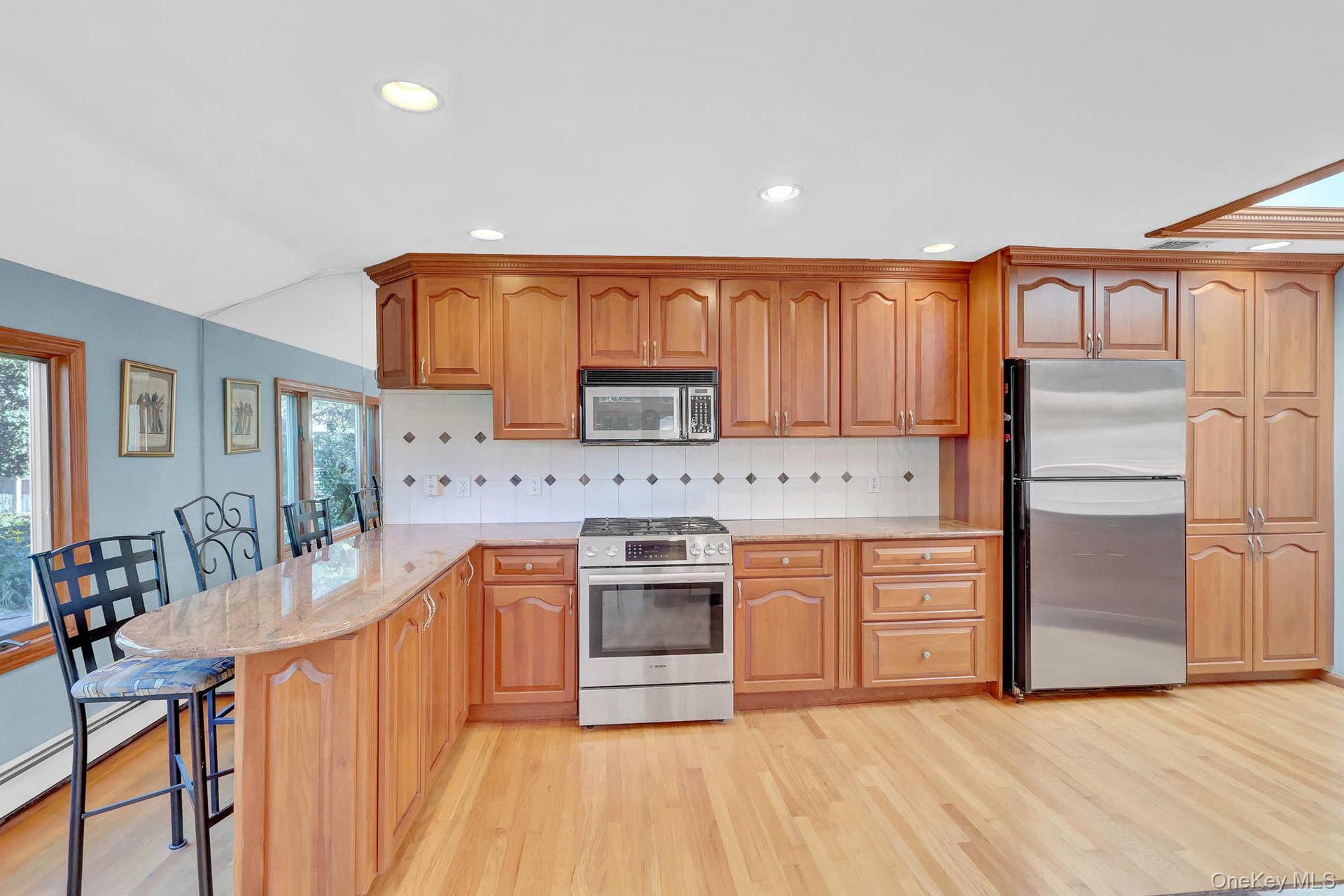 9 Shipyard Lane, Setauket, NY 11733 RECESSED LIGHTING