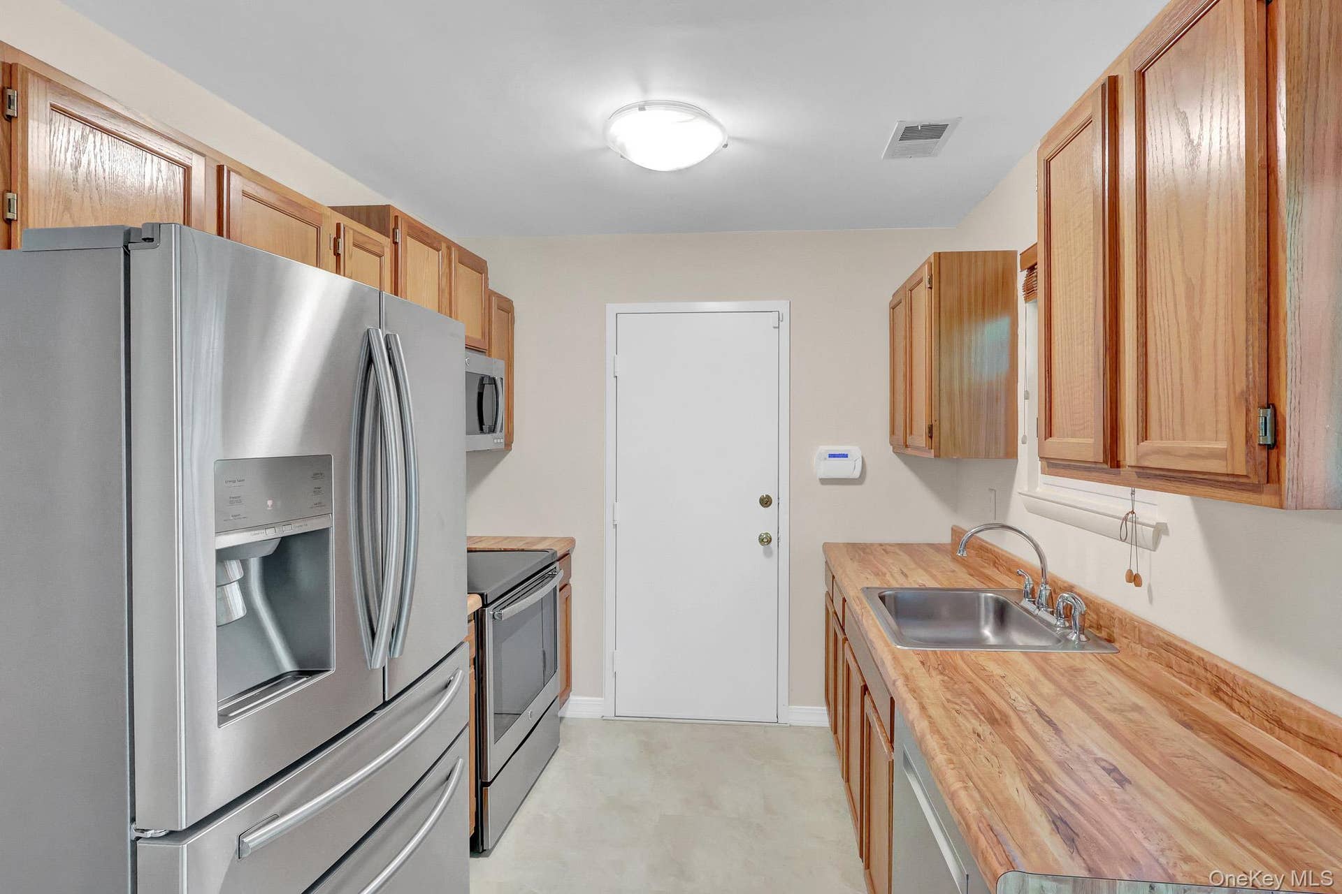 32 Huntington, Yaphank, NY 11980 32 Huntington, Yaphank, NY 11980