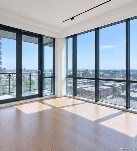 134-37 35th Avenue, #10A, Flushing, NY 11354 134-37 35th Avenue, #10A, Flushing, NY 11354