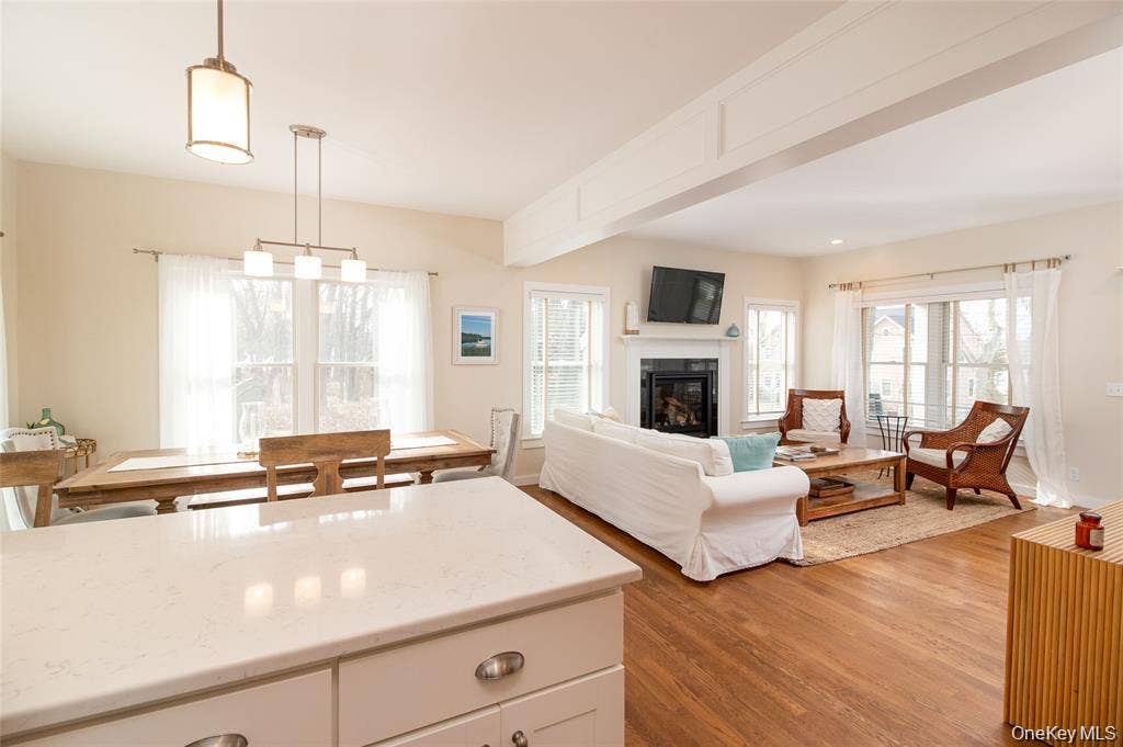 485 Hickory Avenue, Southold, NY 11971 485 Hickory Avenue, Southold, NY 11971