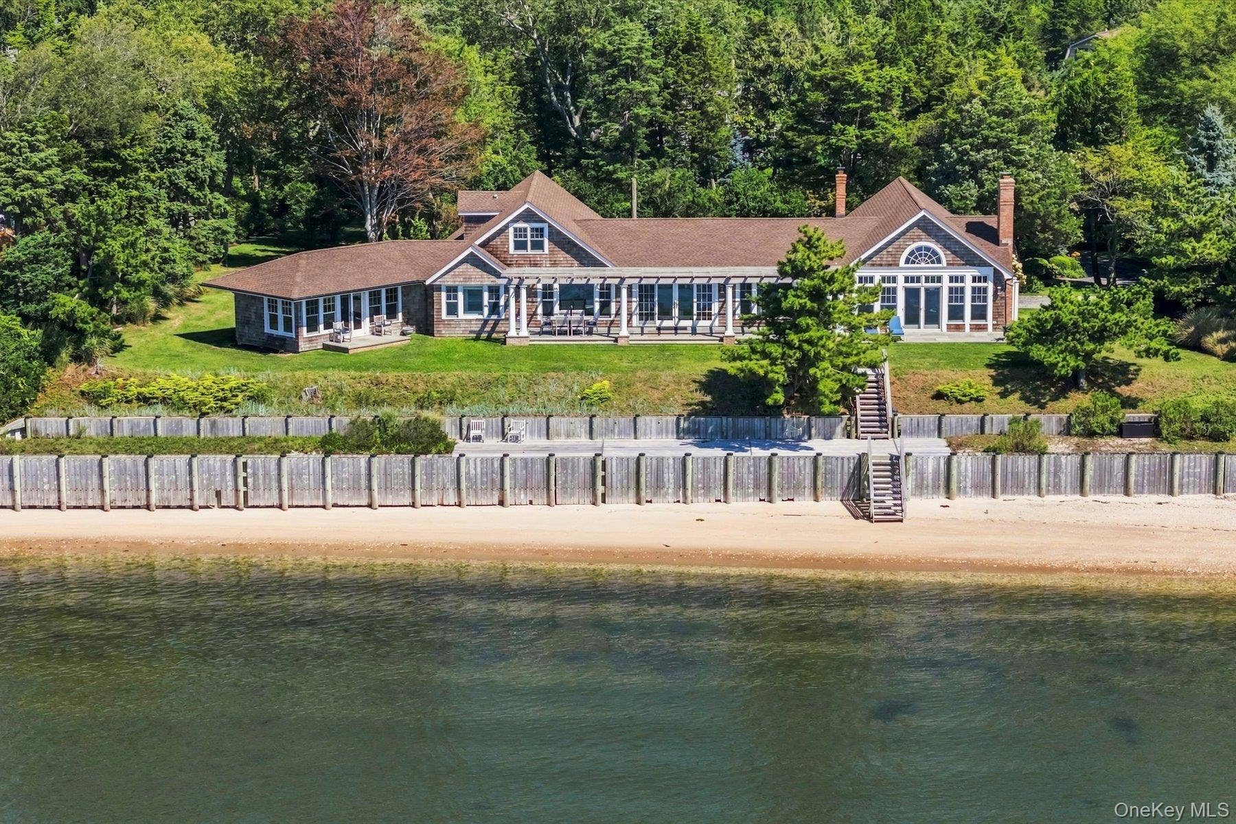 920 E Cedar Point Drive, Southold, NY 11971 920 E Cedar Point Drive, Southold, NY 11971