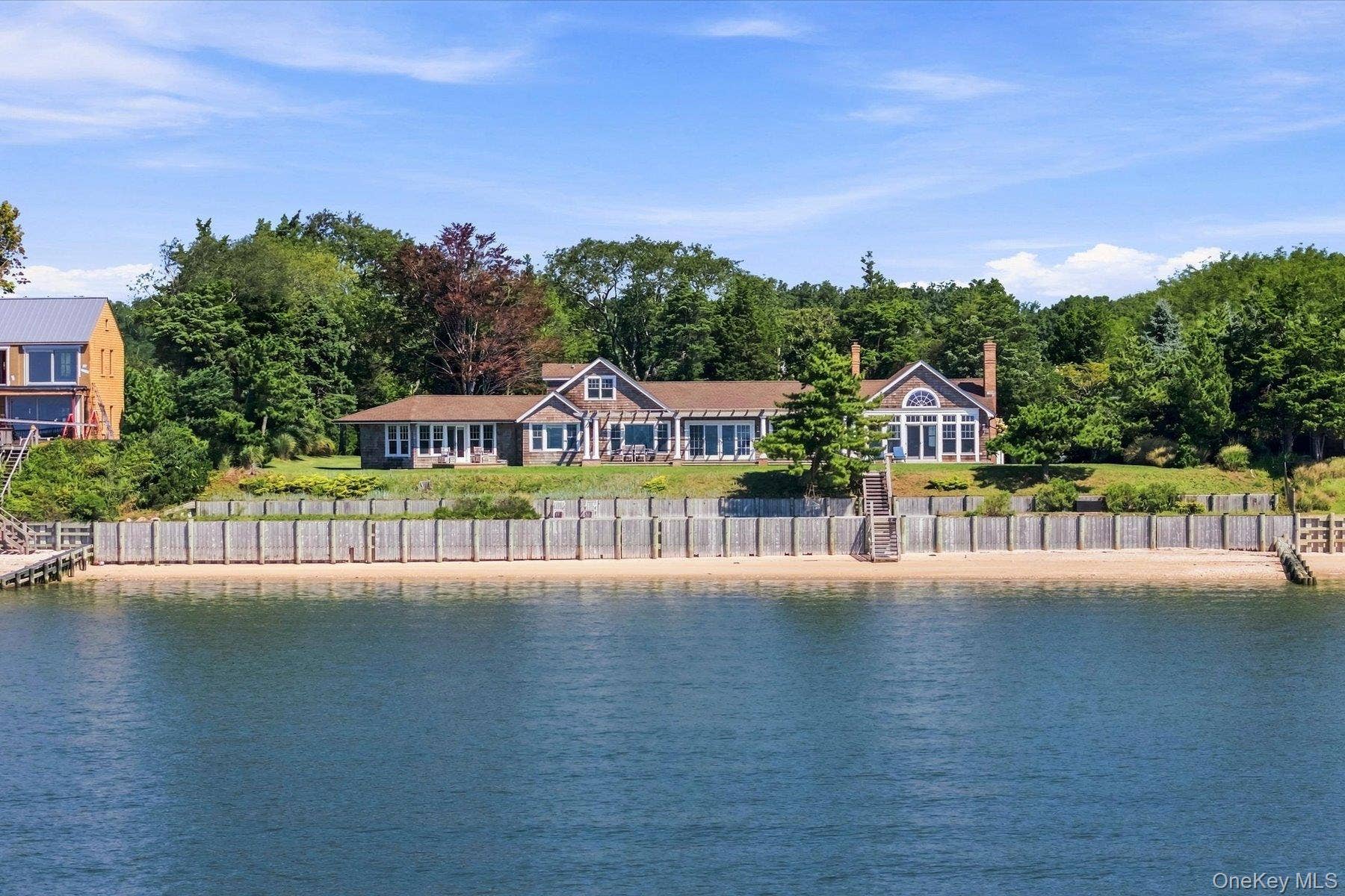 920 E Cedar Point Drive, Southold, NY 11971 920 E Cedar Point Drive, Southold, NY 11971