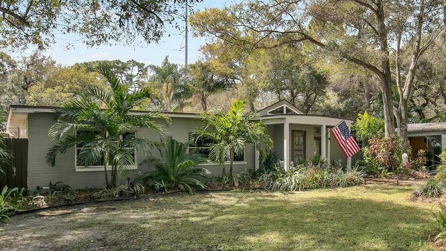Property photo for St Petersburg, FL