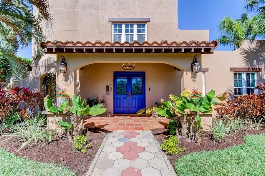 Property photo for 125 13TH AVENUE N, St Petersburg, FL