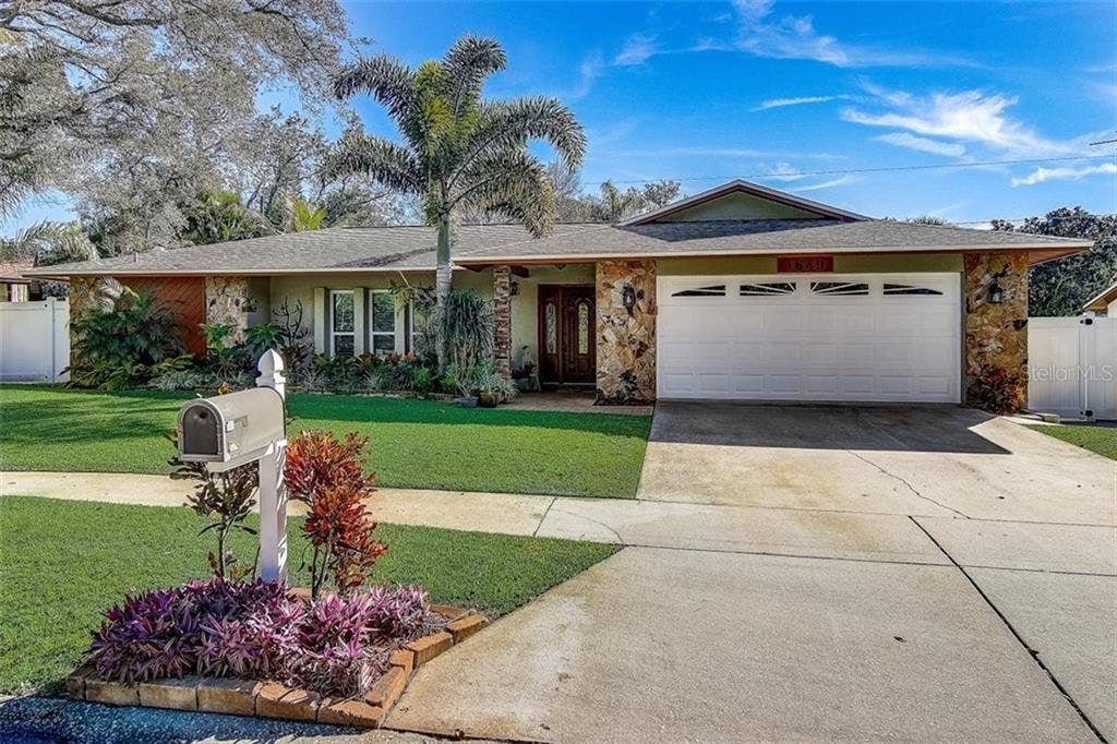 1649 MONTEREY DRIVE, Clearwater, FL 33756 1649 MONTEREY DRIVE, Clearwater, FL 33756