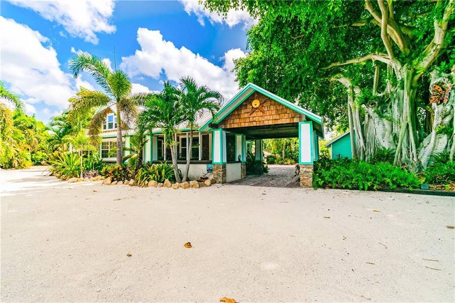 Property photo for 415 INDIAN ROCKS ROAD S, Belleair Bluffs, FL