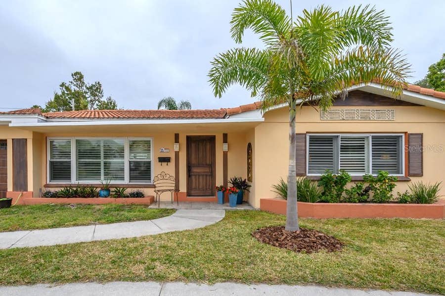 Property photo for 2324 SUNRISE DRIVE SE, St Petersburg, FL