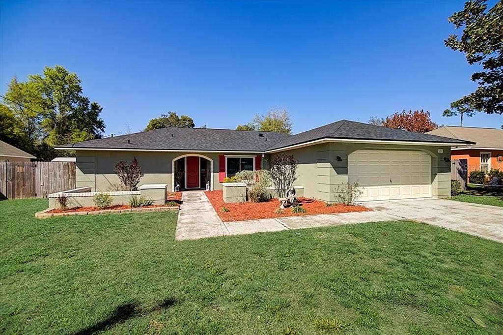 8419 VALMORA STREET, Spring Hill, FL 34608 8419 VALMORA STREET, Spring Hill, FL 34608