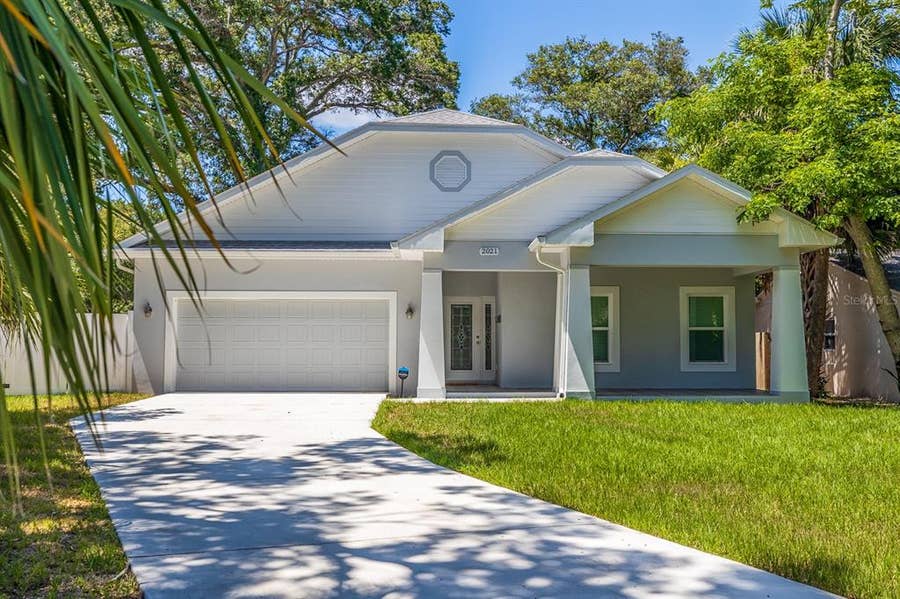Property photo for 2021 25TH AVENUE N, St Petersburg, FL