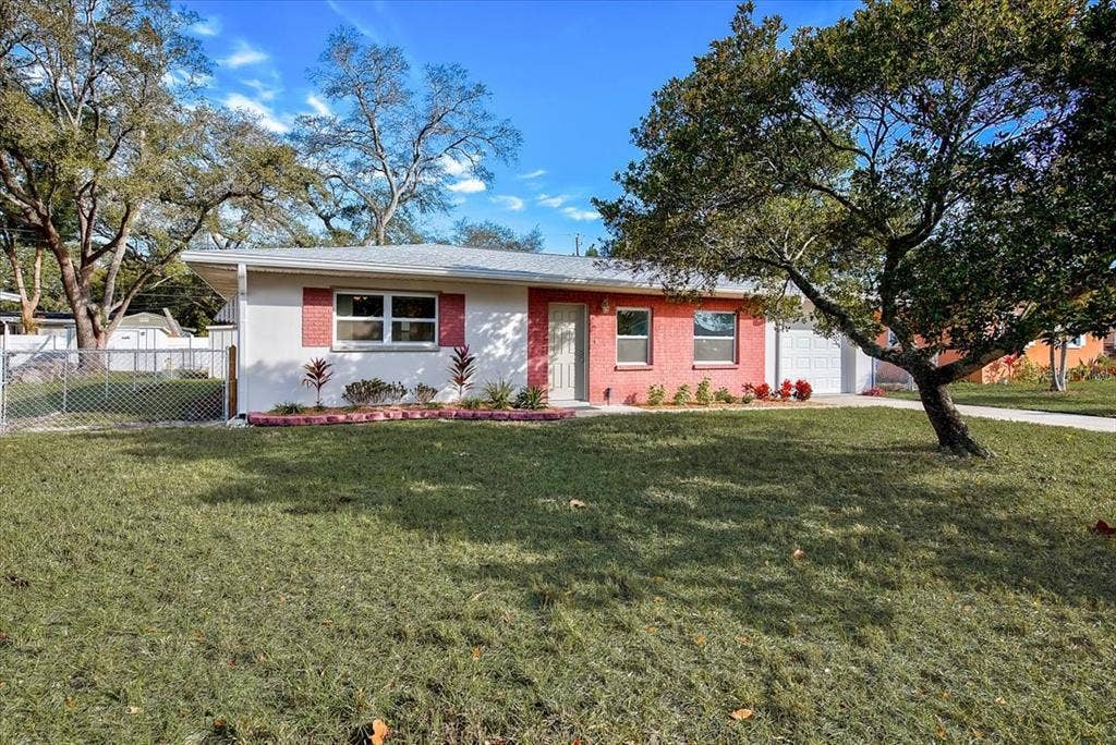 2484 CHAUCER STREET, Clearwater, FL 33765 2484 CHAUCER STREET, Clearwater, FL 33765