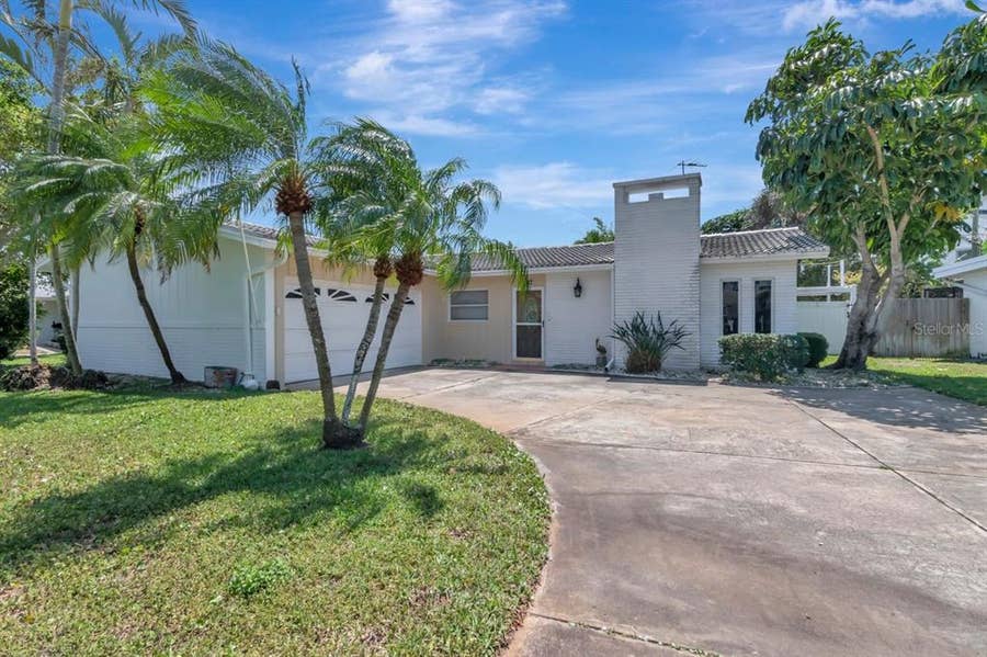 Property photo for 6947 S SHORE DRIVE S, South Pasadena, FL