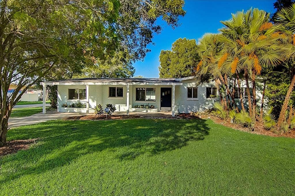 4637 W BAY VILLA AVENUE, Tampa, FL 33611 4637 W BAY VILLA AVENUE, Tampa, FL 33611
