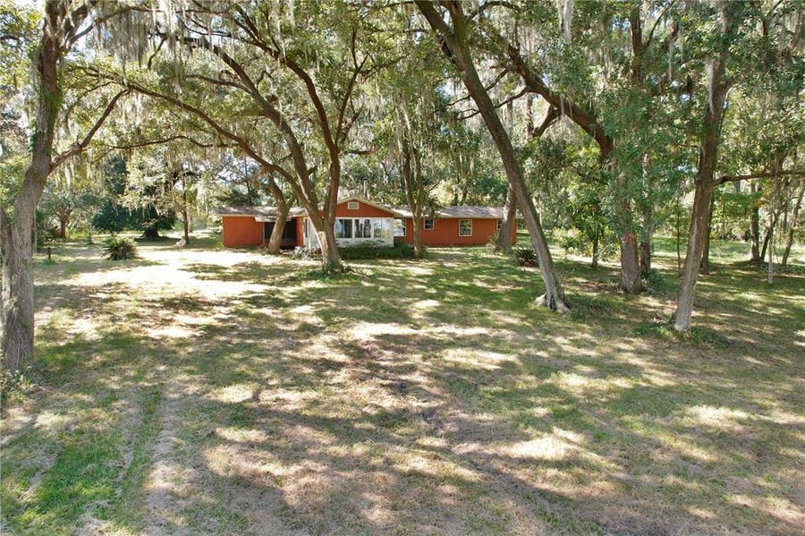 Property photo for 9817 NE COUNTY ROAD 1469, Earleton, FL