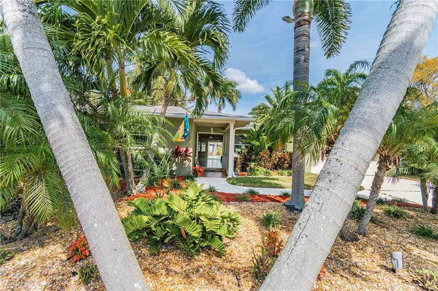 Property photo for 6950 GRANDE VISTA WAY S, South Pasadena, FL
