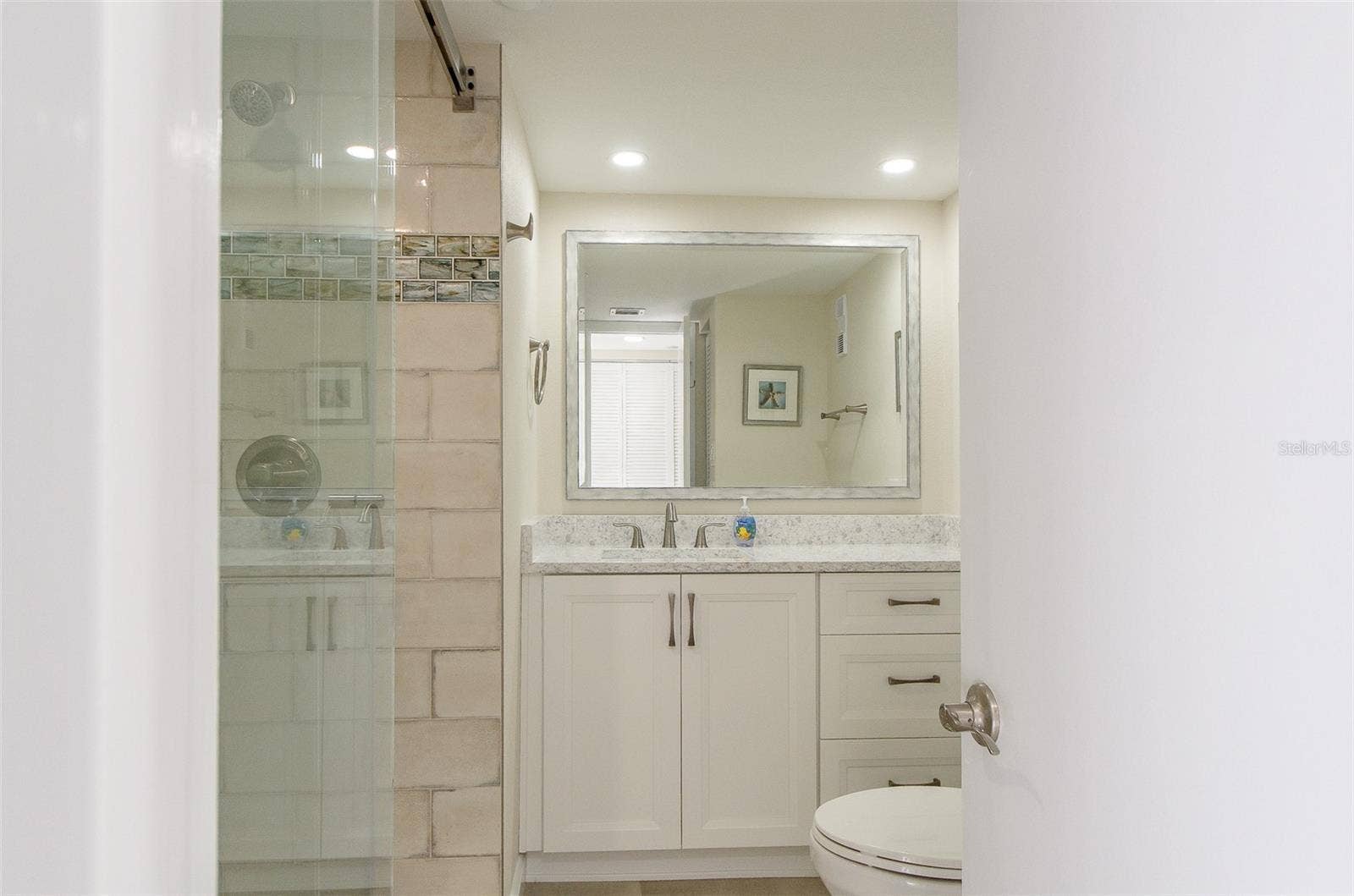 1290 GULF BOULEVARD, #907, Clearwater, FL 33767 1290 GULF BOULEVARD, #907, Clearwater, FL 33767