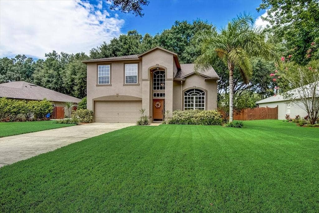 1528 MCCREA DRIVE, Lutz, FL 33549 1528 MCCREA DRIVE, Lutz, FL 33549