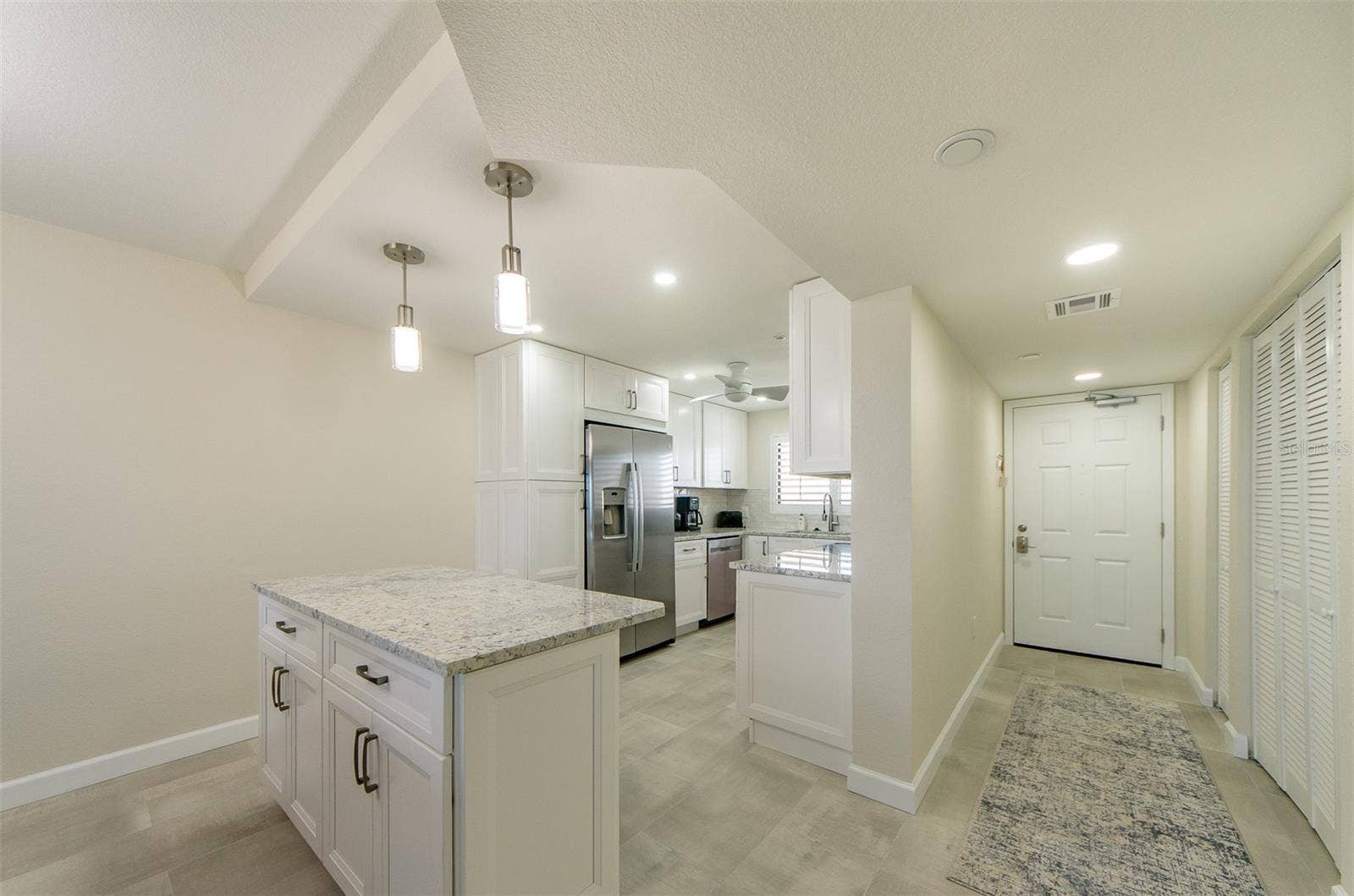 1290 GULF BOULEVARD, #907, Clearwater, FL 33767 1290 GULF BOULEVARD, #907, Clearwater, FL 33767